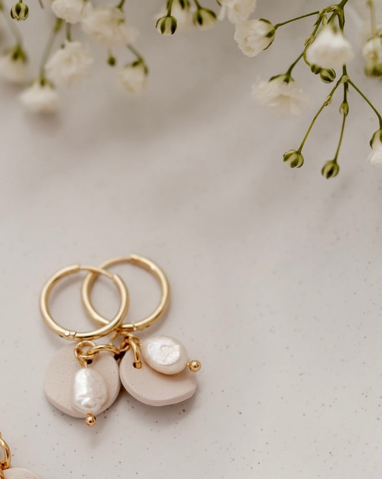 Pearly Skies Huggies