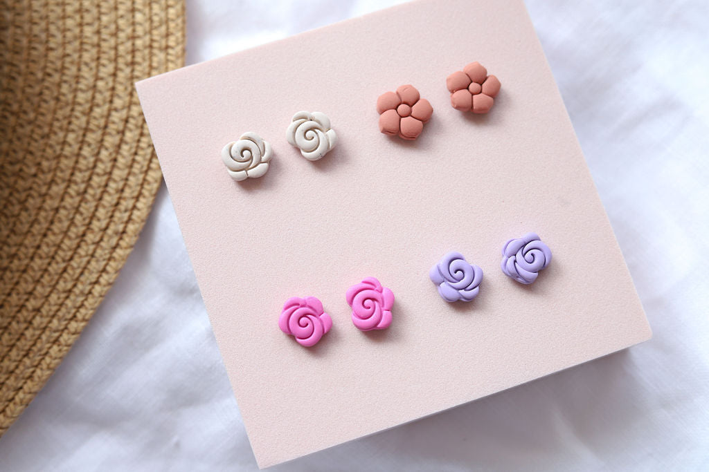 Dainty Flower Studs- Lucky Dip!!